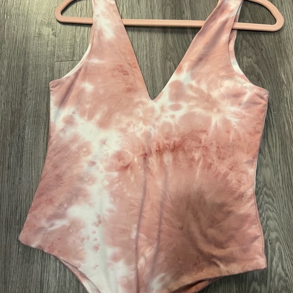 Tie dye body suit - Picture 2 of 4